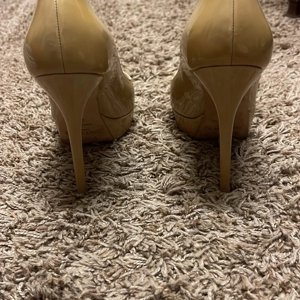 Nude Jimmy Choo Pumps - Picture 3 of 4